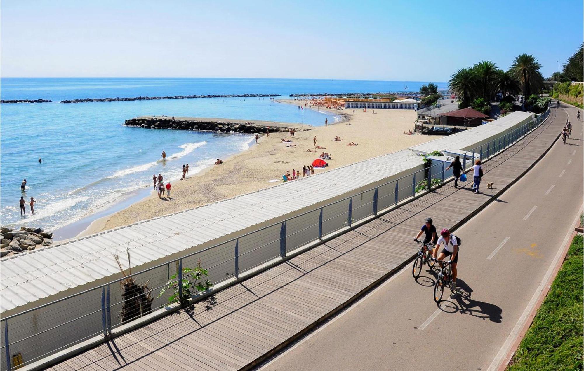 Casa Delle Rondini Santo Stefano al Mare Exterior foto